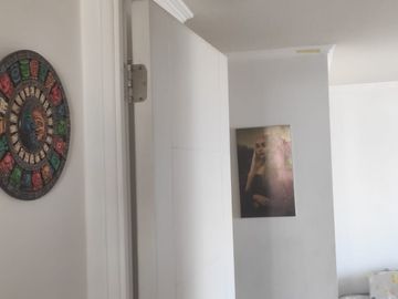 AMPLIO Y RECIEN REFACCIONADO DPTO. EN VENTA UF 2.800 70 MT2 METRO PARQUE ALMAGRO