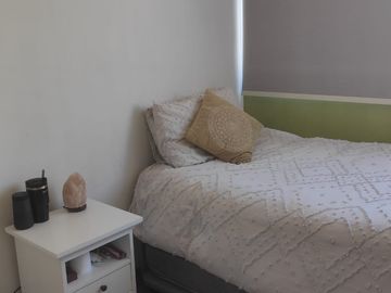 AMPLIO Y RECIEN REFACCIONADO DPTO. EN VENTA UF 2.800 70 MT2 METRO PARQUE ALMAGRO