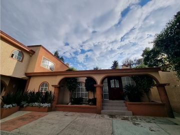 Casa en Venta en San Lucas Xochimanca, Xochimilco, CDMX.