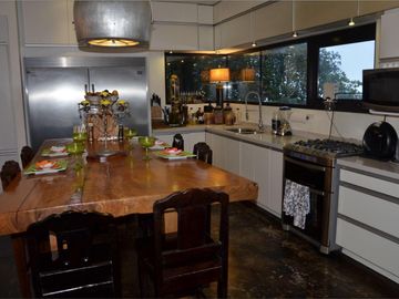 Casa en  Venta en Olinala, San Pedro Garza Garcia, N. L.