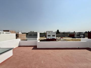 CASA EN VENTA EN FRACCIONAMIENTO ALTANA, ZONA SAN PEDRO CHOLULA