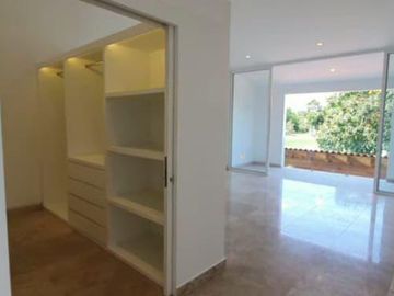 CASA EN VENTA EN EXCLUSIVO CLUB DE GOLF “PARAÍSO COUNTRY CLUB”