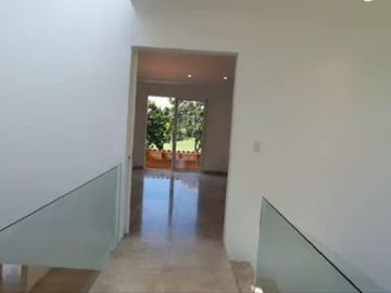 CASA EN VENTA EN EXCLUSIVO CLUB DE GOLF “PARAÍSO COUNTRY CLUB”