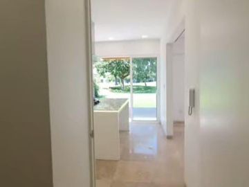 CASA EN VENTA EN EXCLUSIVO CLUB DE GOLF “PARAÍSO COUNTRY CLUB”