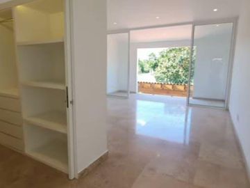 CASA EN VENTA EN EXCLUSIVO CLUB DE GOLF “PARAÍSO COUNTRY CLUB”