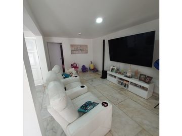 CASA DUPLEX AMOBLADA  en ARRIENDO.Quintas de la CASTELLANA