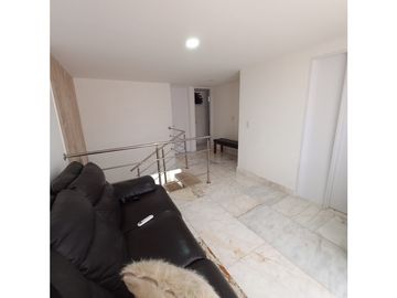 CASA DUPLEX AMOBLADA  en ARRIENDO.Quintas de la CASTELLANA