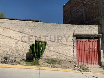 SE VENDE CASA COMO TERRENO EN ZONA ESTRATÉGICA DE AYACUCHO