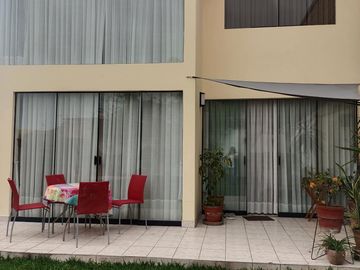 OCASION CASA 225M2  CERCA A LA UPC