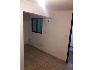 Complejo de Departamentos planta Baja - OPORTUNIDAD Ituzaingó