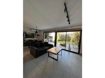 VENTA DUPLEX 3 DORMITORIOS 3 BAÑOS GREENVILLE 2 CORDOBA 