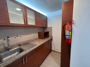 VENTA DEPARTAMENTO 3 DORM- AMPLIA TERRAZA. AV BRASIL