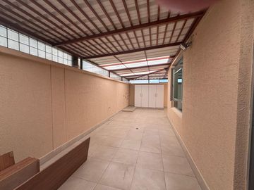 VENTA DEPARTAMENTO 3 DORM- AMPLIA TERRAZA. AV BRASIL