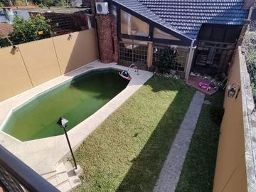 Chalet en venta en Villa Luzuriaga