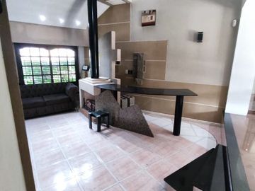 Chalet en venta en Villa Luzuriaga