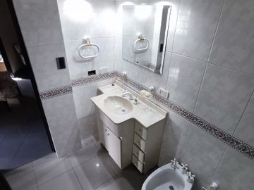 Chalet en venta en Villa Luzuriaga
