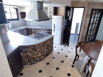 Chalet en venta en Villa Luzuriaga