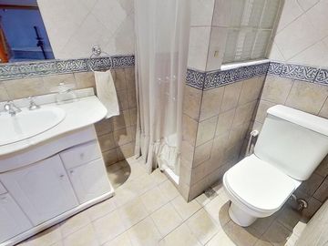 CASA VENTA 4 AMB AVELLANEDA PARQUE PILETA QUINCHO