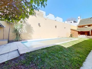 CASA VENTA 4 AMB AVELLANEDA PARQUE PILETA QUINCHO