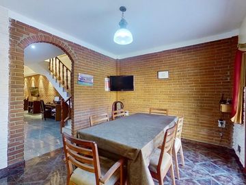 CASA VENTA 4 AMB AVELLANEDA PARQUE PILETA QUINCHO