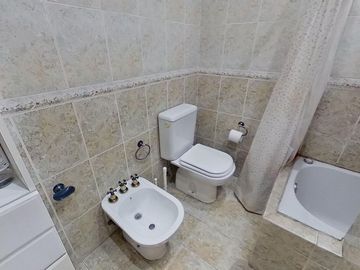 CASA VENTA 4 AMB AVELLANEDA PARQUE PILETA QUINCHO