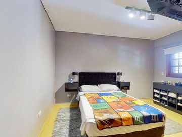CASA VENTA 4 AMB AVELLANEDA PARQUE PILETA QUINCHO