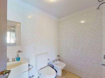 CASA VENTA 4 AMB AVELLANEDA PARQUE PILETA QUINCHO