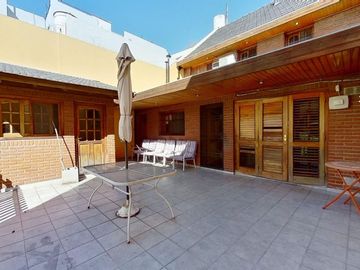 CASA VENTA 4 AMB AVELLANEDA PARQUE PILETA QUINCHO