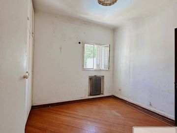 Casa en venta de 4 dormitorios c/ cochera en Centro