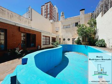 Casa en venta de 4 dormitorios c/ cochera en Centro
