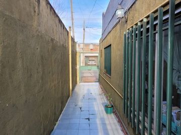 VENTA CASA  VIILLA LUZURIAGA LOTE PROPIO