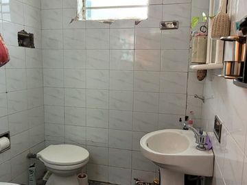 VENTA CASA  VIILLA LUZURIAGA LOTE PROPIO
