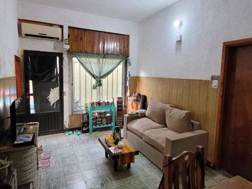 VENTA CASA  VIILLA LUZURIAGA LOTE PROPIO