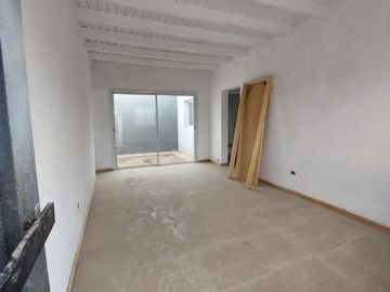 VENTA CASA MAIPU A ESTRENAR COMPLEJO PRIVADO