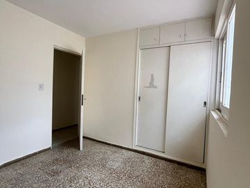 Venta CASA 4ta. Oeste 3 hab. 3 cocher. y jardín.