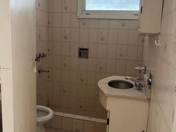 Venta CASA 4ta. Oeste 3 hab. 3 cocher. y jardín.