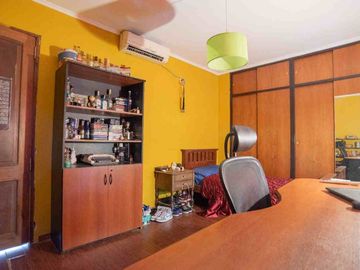 CASA EN VENTA. BOEDO 5 AMB PATIO PARRILLA TERRAZA