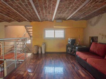 CASA EN VENTA. BOEDO 5 AMB PATIO PARRILLA TERRAZA