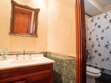 CASA EN VENTA. BOEDO 5 AMB PATIO PARRILLA TERRAZA