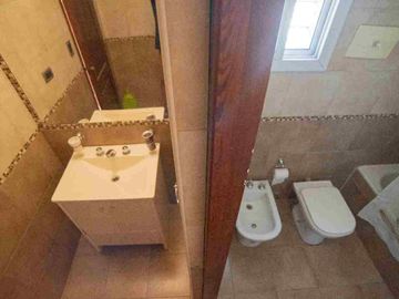 CASA EN VENTA. BOEDO 5 AMB PATIO PARRILLA TERRAZA