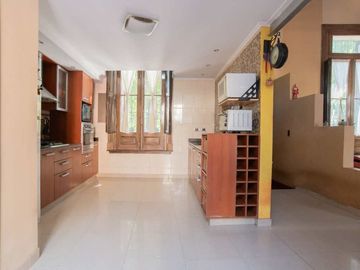 CASA EN VENTA. BOEDO 5 AMB PATIO PARRILLA TERRAZA