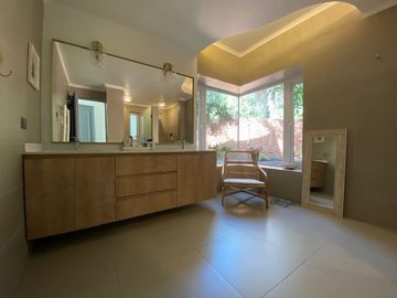 Casa en Venta en Colegio Newland