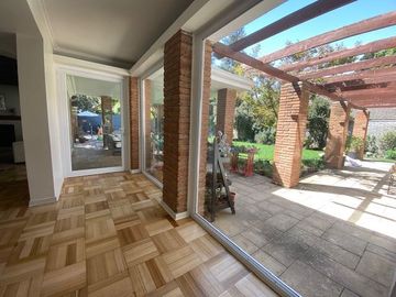 Casa en Venta en Colegio Newland