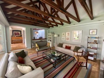 Casa en Venta en Colegio Newland