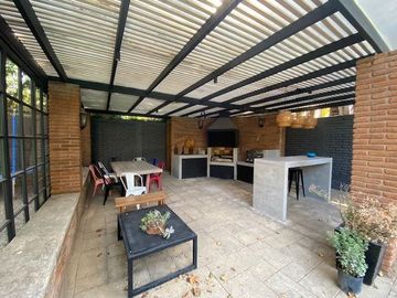 Casa en Venta en Colegio Newland