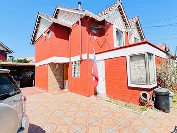 Casa en Venta en AV LAS TORRES, QUILICURA