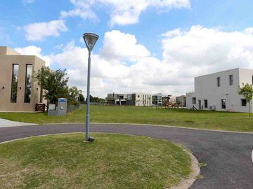 VENTA LOTE INTERNO TERRALAGOS CANNING