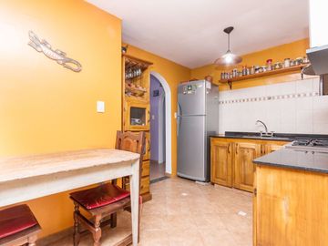 VENTA CASA 3 DORMITORIOS GLEW APTA CREDITO