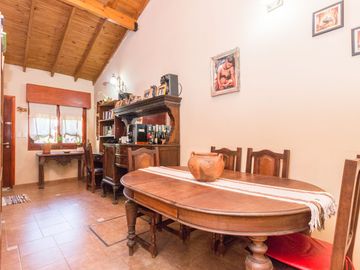 VENTA CASA 3 DORMITORIOS GLEW APTA CREDITO