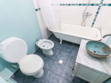 VENTA CASA 3 DORMITORIOS GLEW APTA CREDITO